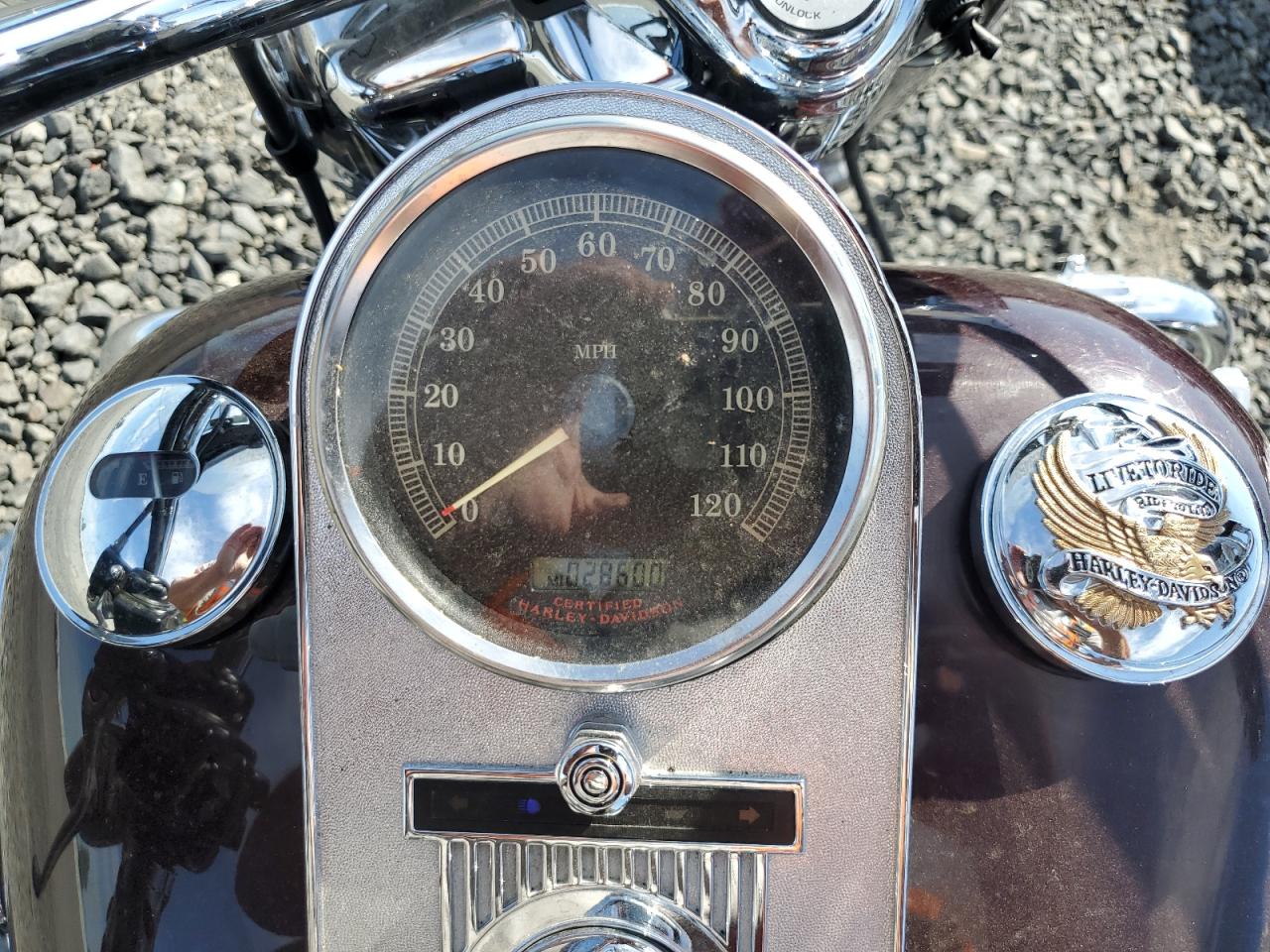 2005 Harley-Davidson Flhrci VIN: 1HD1FRW1X5Y640439 Lot: 63345375