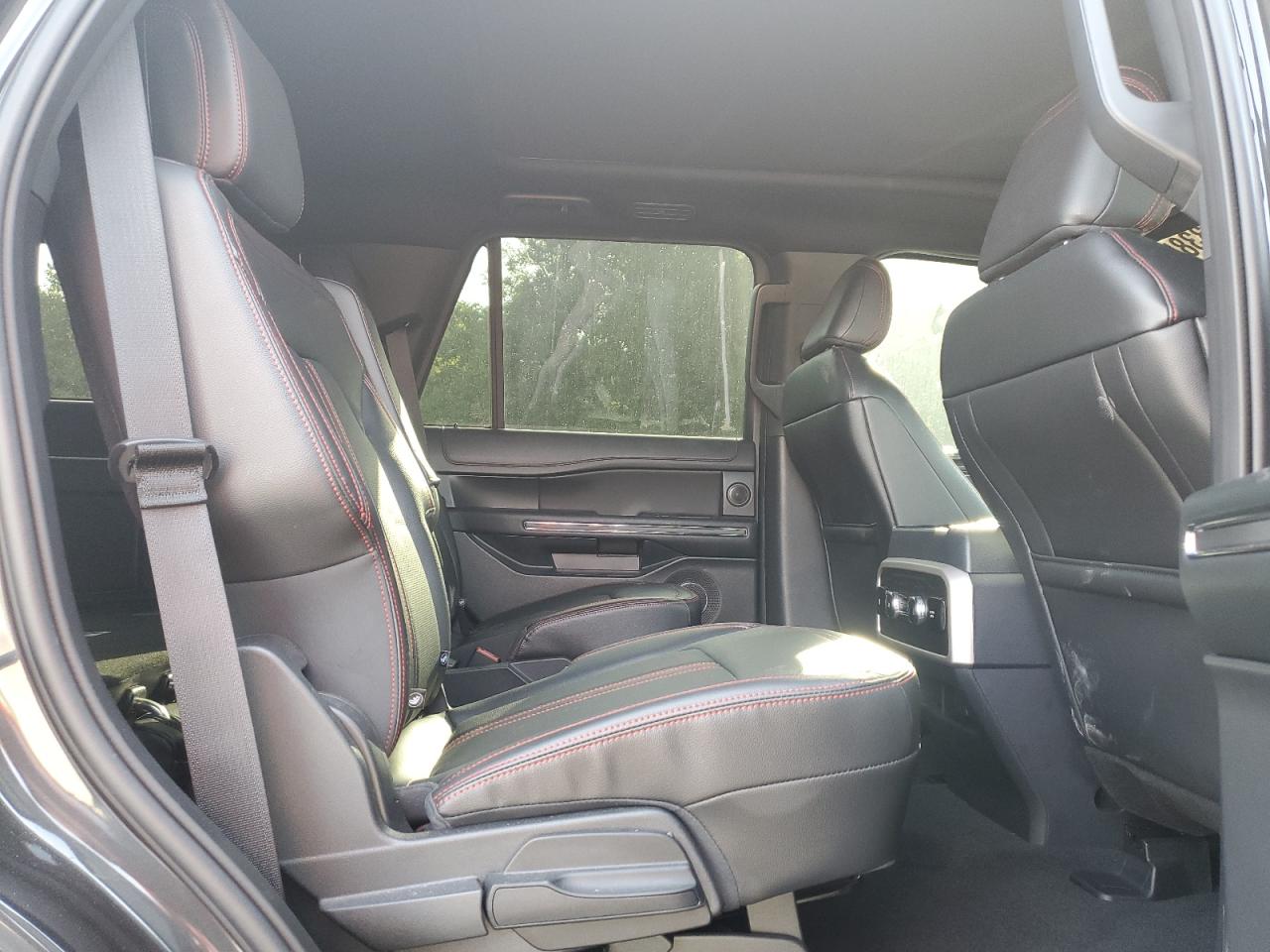 2024 Ford Expedition Limited VIN: 1FMJU1K88REB07164 Lot: 64693385