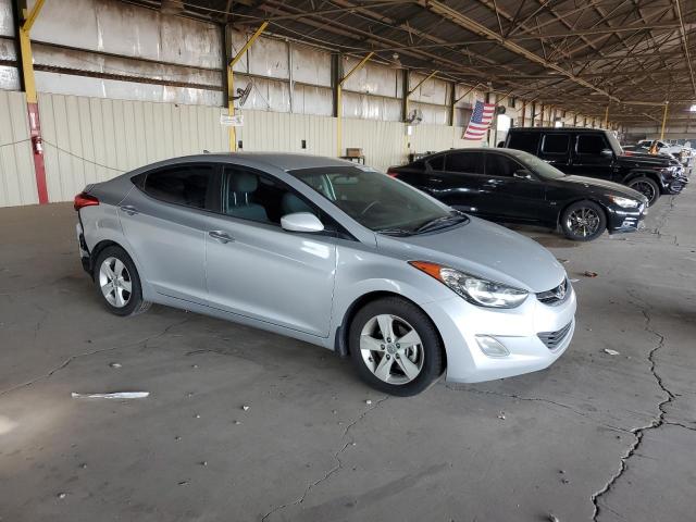 HYUNDAI ELANTRA 2013 Серебристый