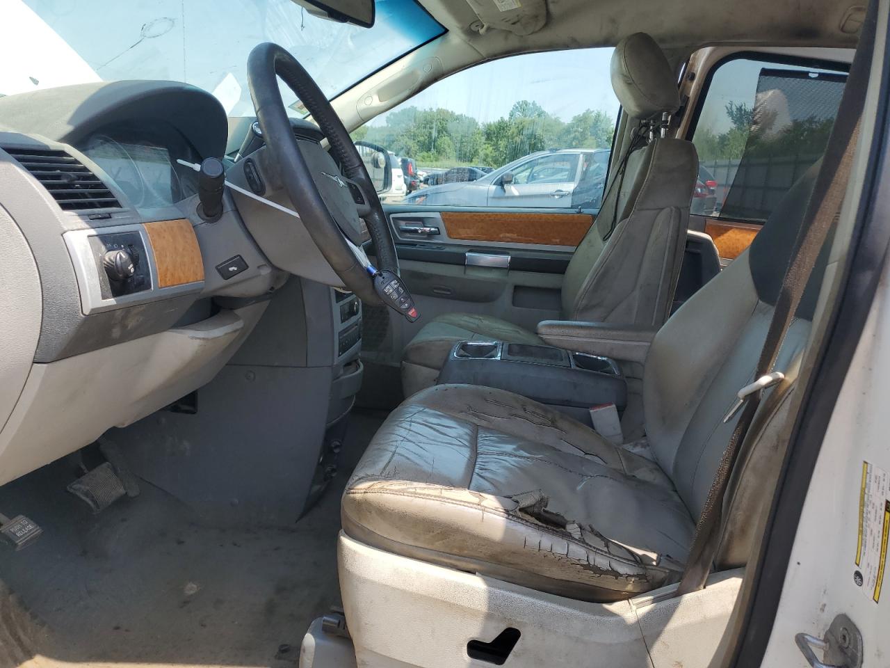 2008 Chrysler Town & Country Limited VIN: 2A8HR64X78R737063 Lot: 86542825