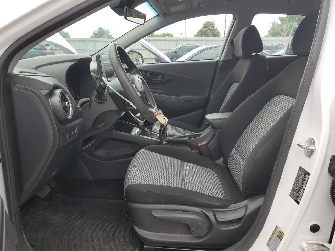 2022 Hyundai Kona Sel VIN: KM8K2CAB5NU881035 Lot: 64690165
