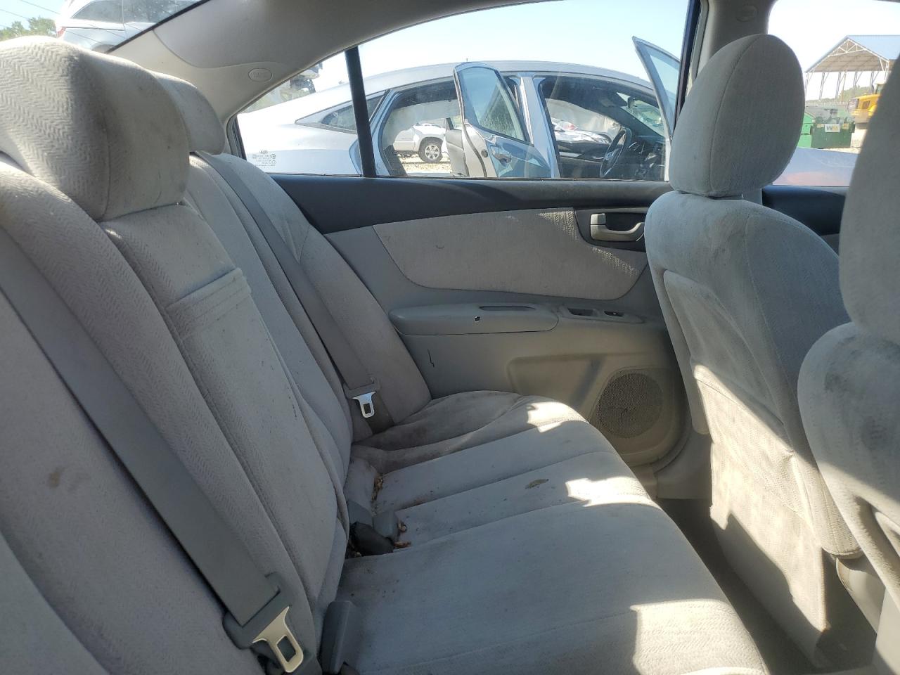 2008 Kia Optima Lx VIN: KNAGE123285168666 Lot: 63096915