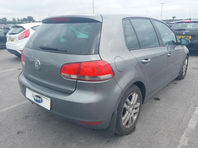 2009 VOLKSWAGEN GOLF SE TD