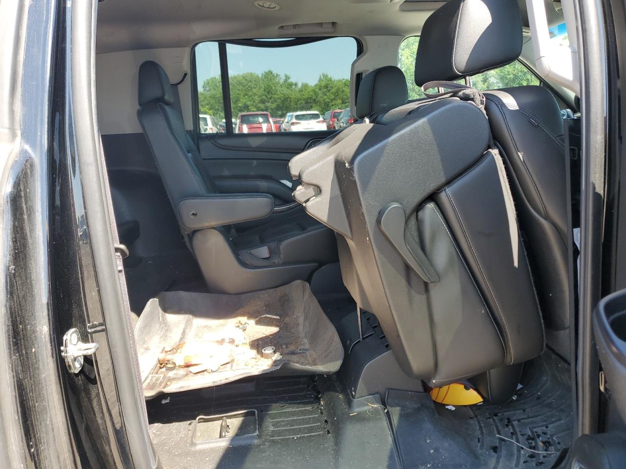 2015 Chevrolet Suburban K1500 Lt VIN: 1GNSKJKC2FR306337 Lot: 63242965