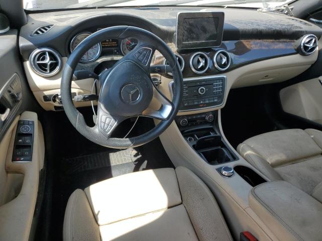 Sedans MERCEDES-BENZ CLA-CLASS 2016 Biały