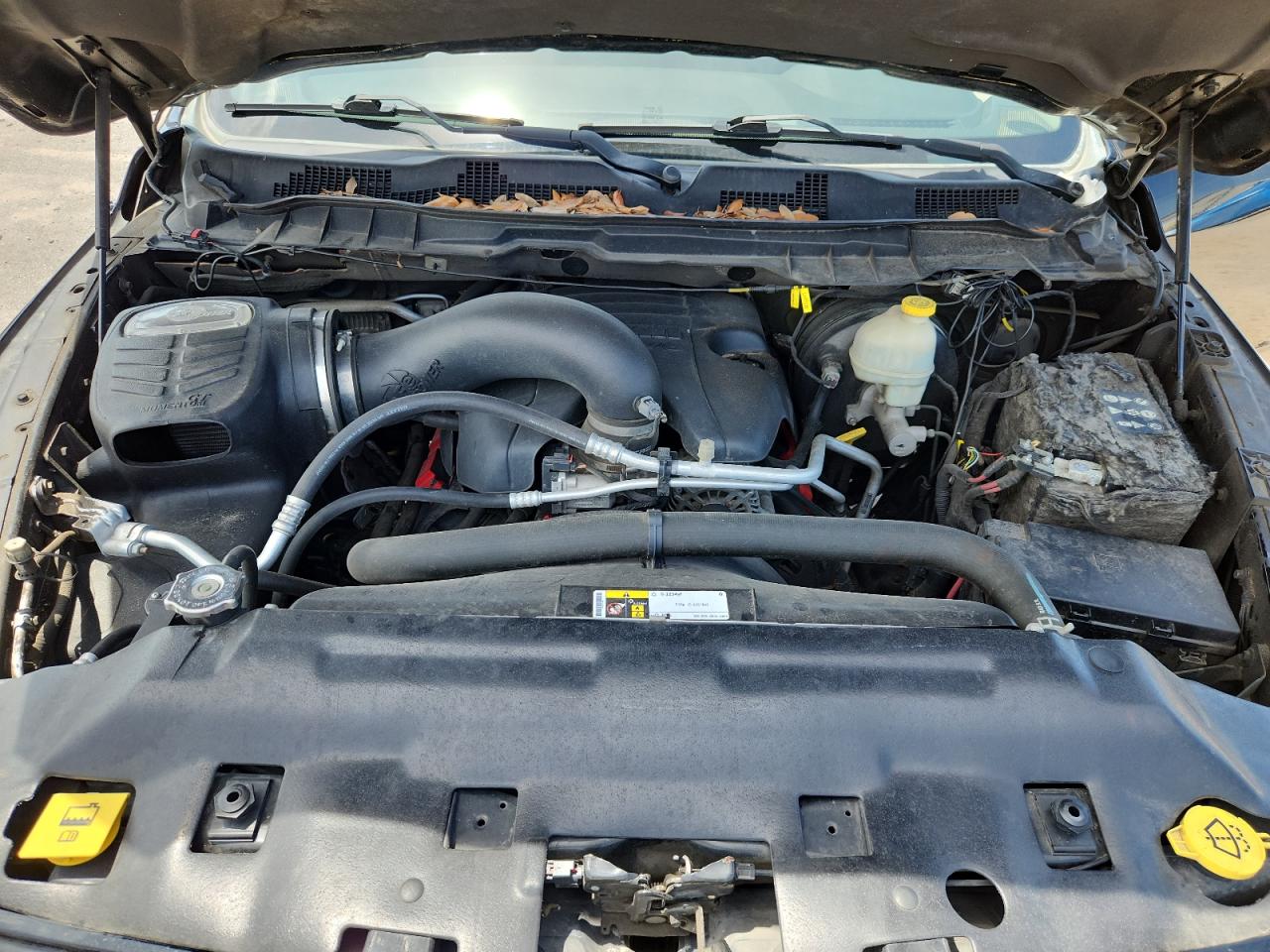 2015 Ram 1500 Sport VIN: 1C6RR7UT9FS543037 Lot: 66272875