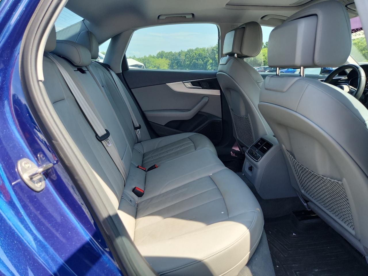 2017 Audi A4 Premium Plus VIN: WAUENAF4XHN013941 Lot: 65618255