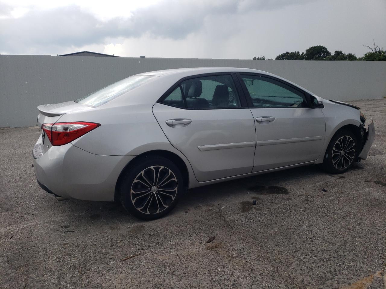 5yfburhe3gp405609 5YFBURHE3GP405609 2016 Toyota Corolla L