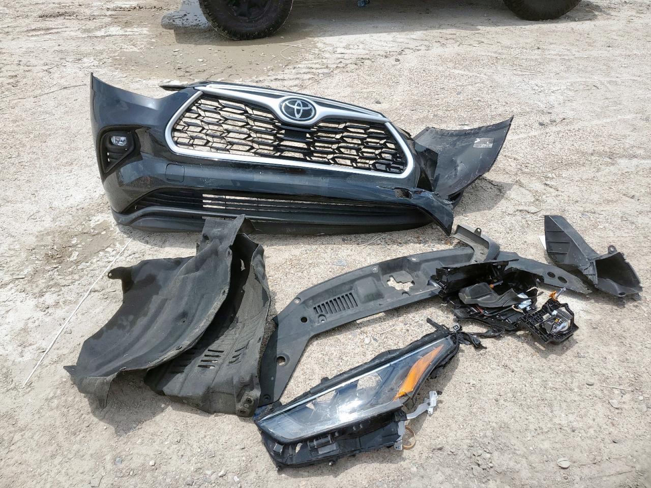 2021 Toyota Highlander Xle VIN: 5TDGZRBH8MS152008 Lot: 64686825