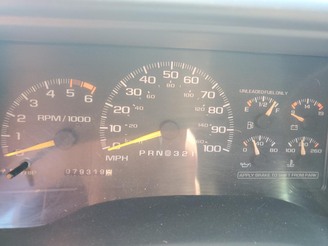 1996 Chevrolet Gmt-400 C1500 VIN: 1GCEC19R5TE227700 Lot: 62763075