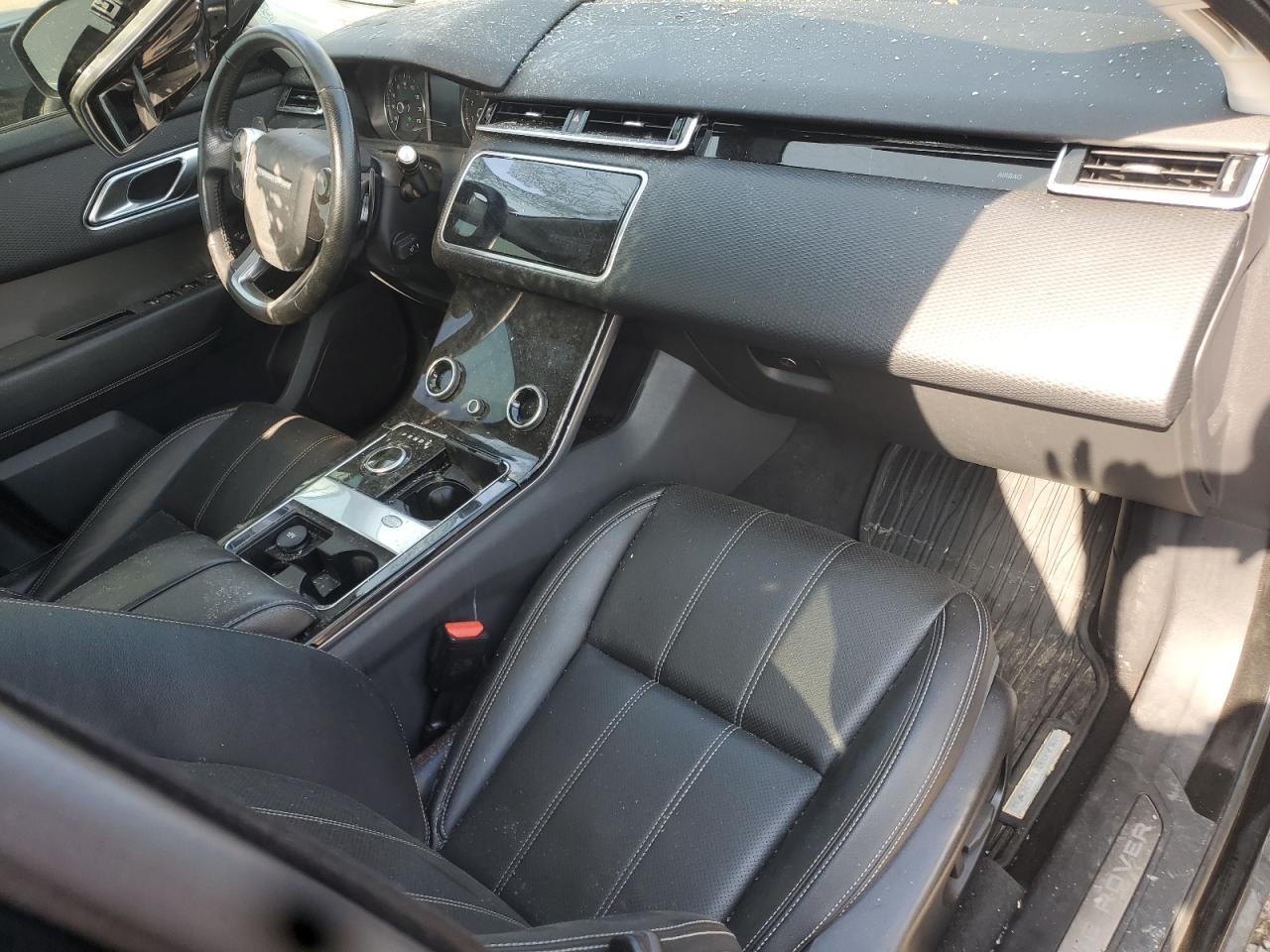 2018 Land Rover Range Rover Velar S VIN: SALYB2RXXJA719169 Lot: 64772715
