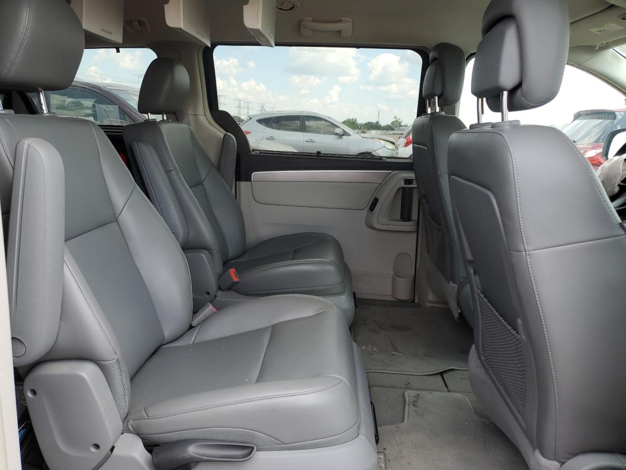2013 Volkswagen Routan Se VIN: 2C4RVABG8DR725107 Lot: 63324995