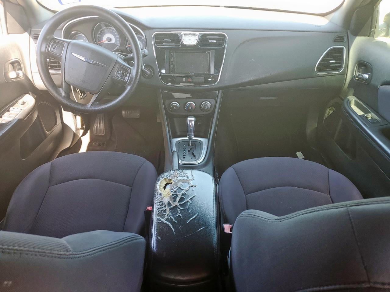 2012 Chrysler 200 Lx VIN: 1C3CCBAB3CN282114 Lot: 66469535