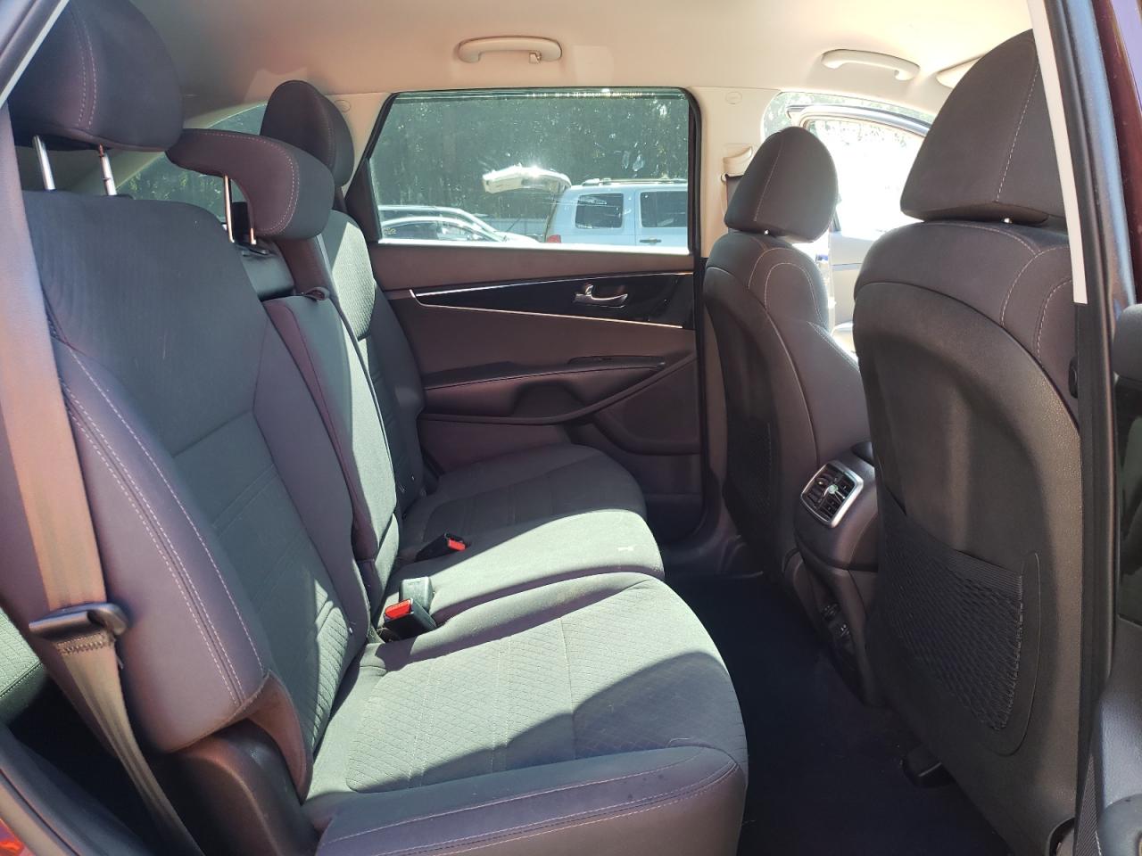 2019 Kia Sorento Lx VIN: 5XYPG4A58KG515112 Lot: 65037415