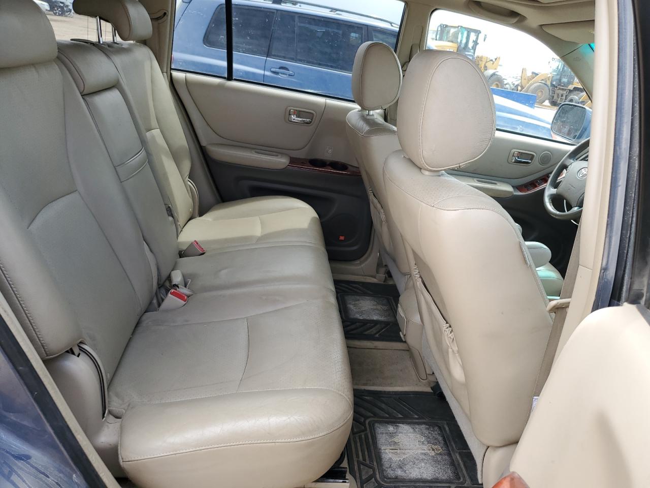 2005 Toyota Highlander Limited VIN: JTEEP21A050088734 Lot: 64730065