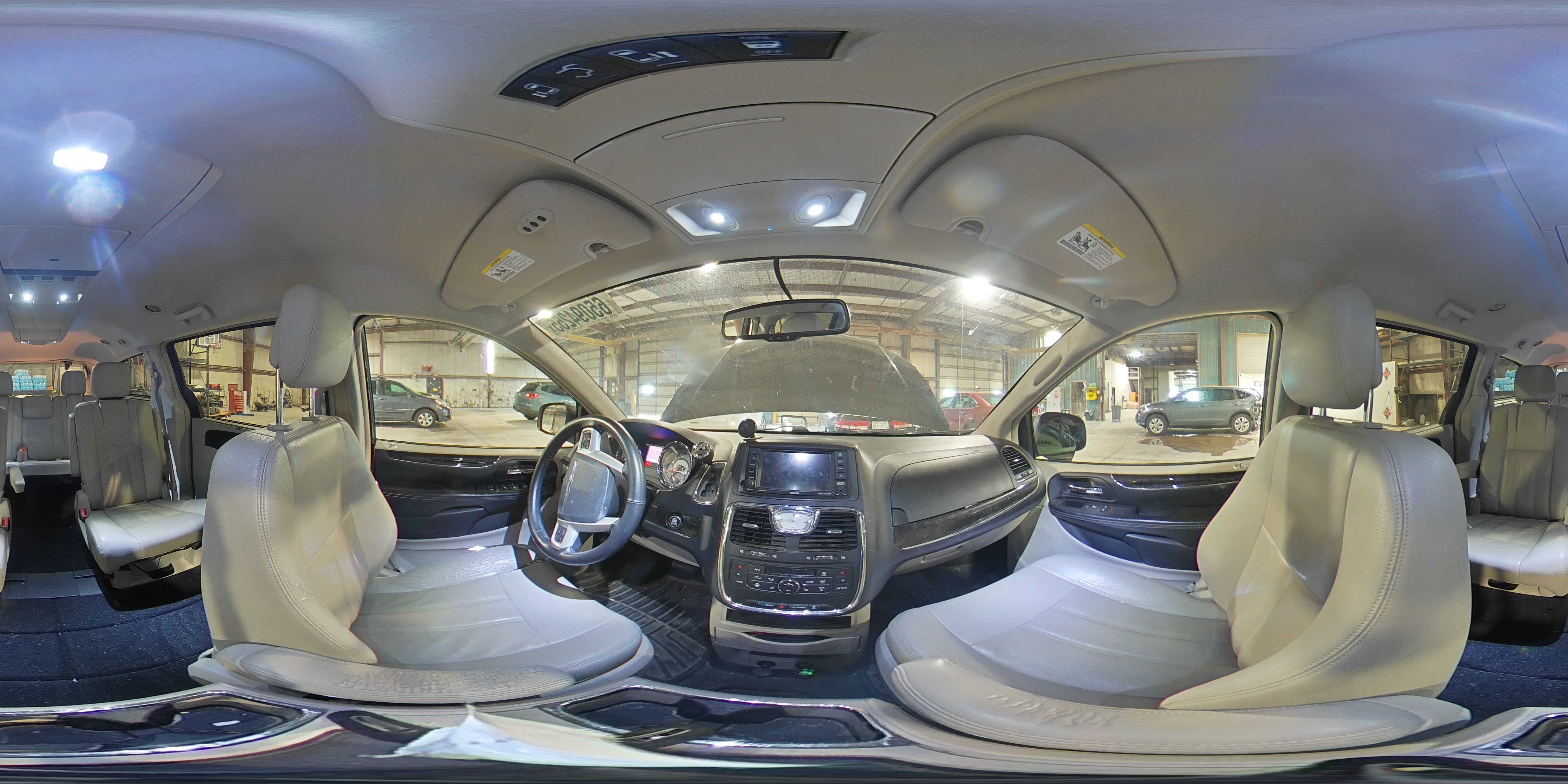 2015 Chrysler Town & Country Touring VIN: 2C4RC1BG5FR596865 Lot: 65094255