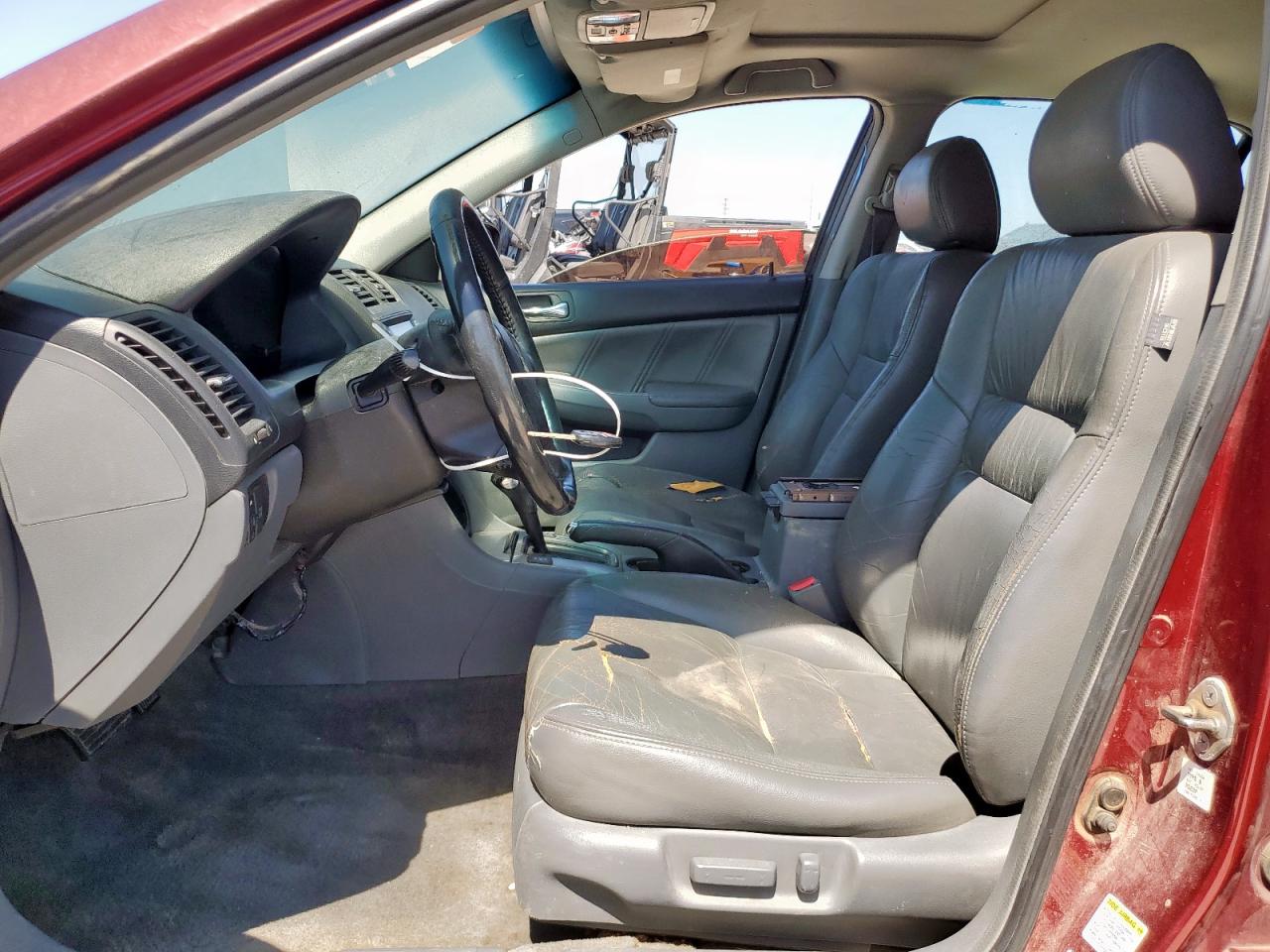 2005 Honda Accord Ex VIN: 1HGCM66545A040852 Lot: 66000245