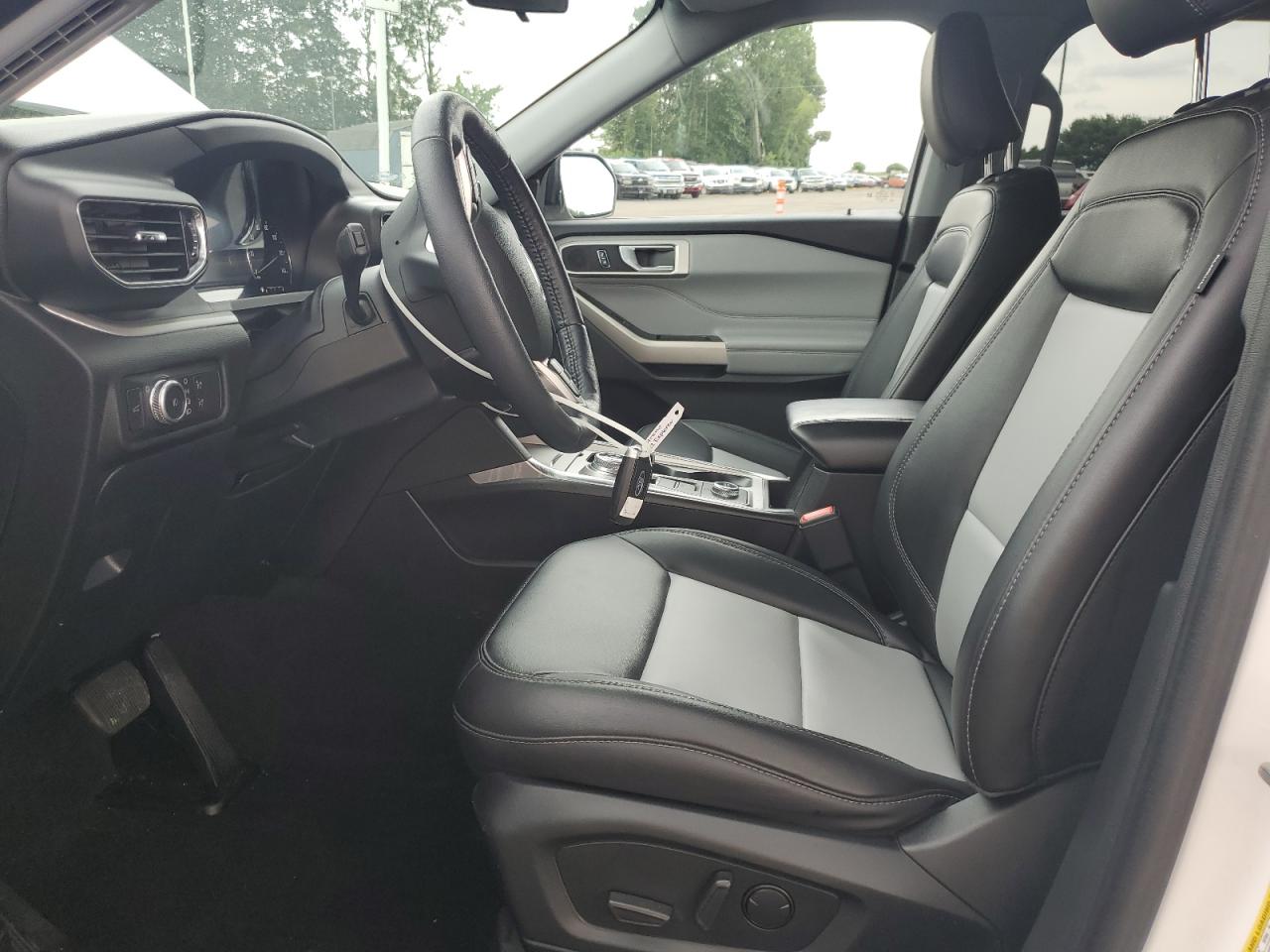2022 Ford Explorer Xlt VIN: 1FMSK8DH3NGA22327 Lot: 63507645