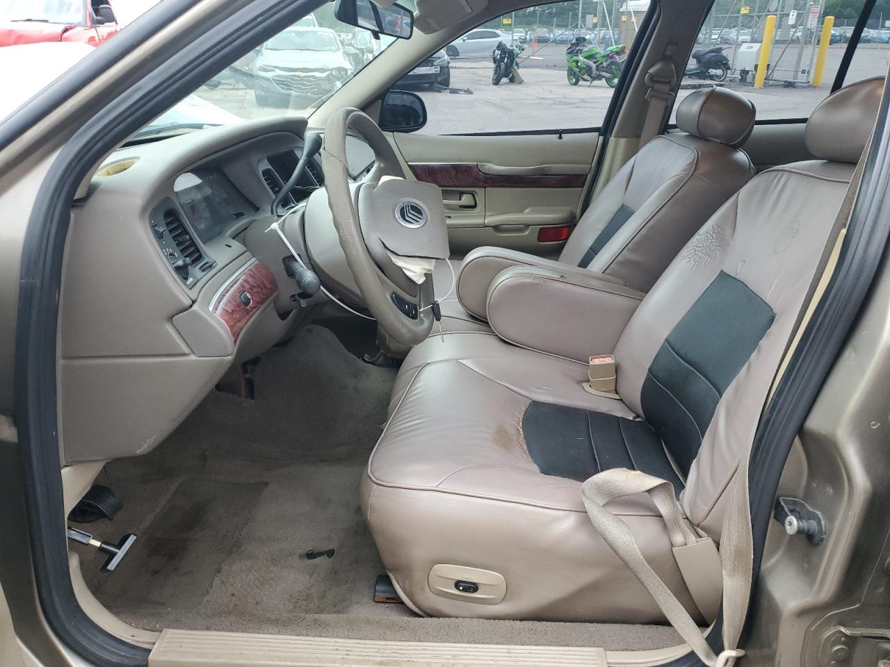 2002 Mercury Grand Marquis Gs VIN: 2MEFM74W52X606287 Lot: 63586435