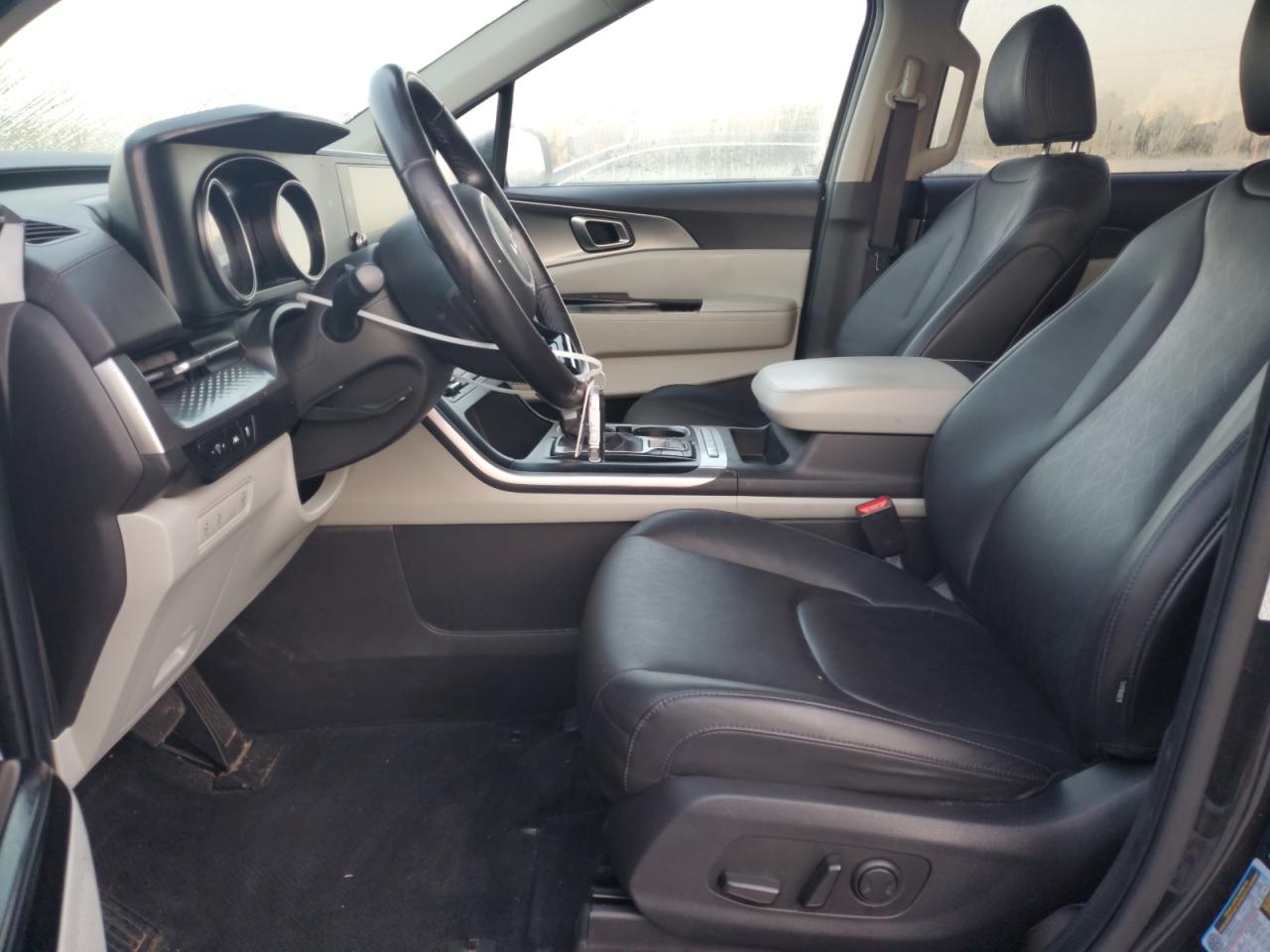 2023 Kia Carnival Lx VIN: KNDNB4H32P6235125 Lot: 63029685