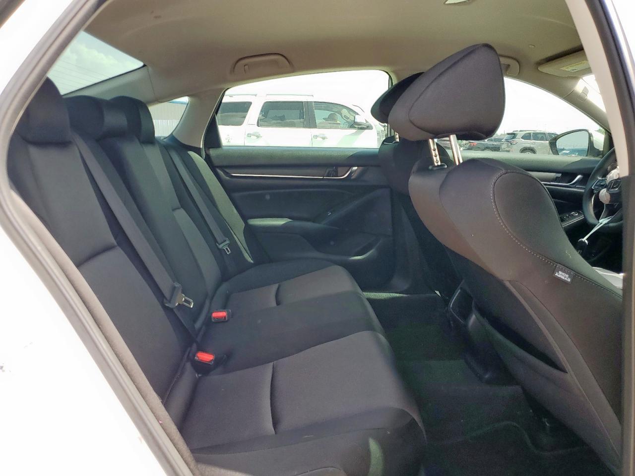 2022 Honda Accord Lx VIN: 1HGCV1F12NA038367 Lot: 63439265