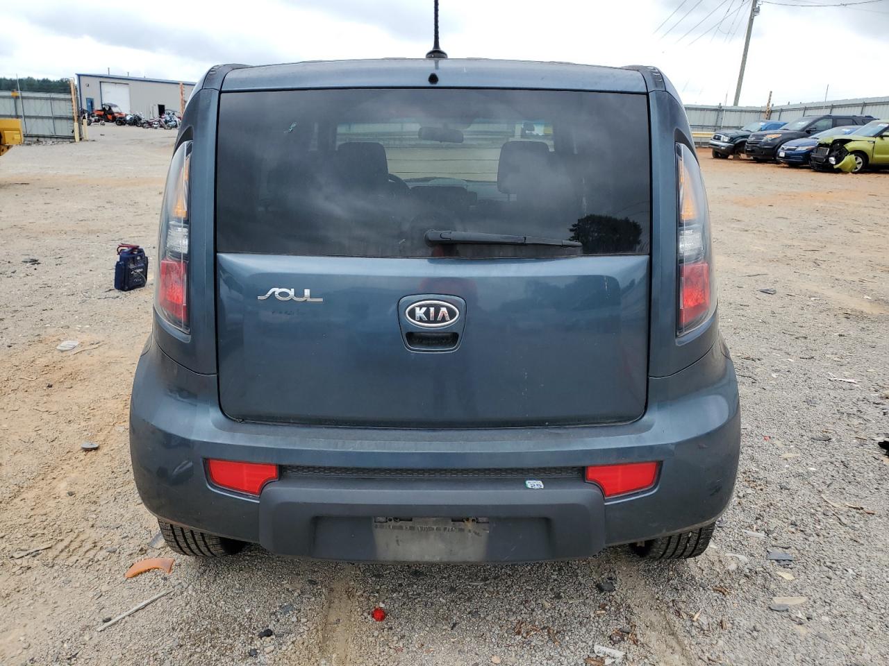 2011 Kia Soul + VIN: KNDJT2A21B7259260 Lot: 64942705