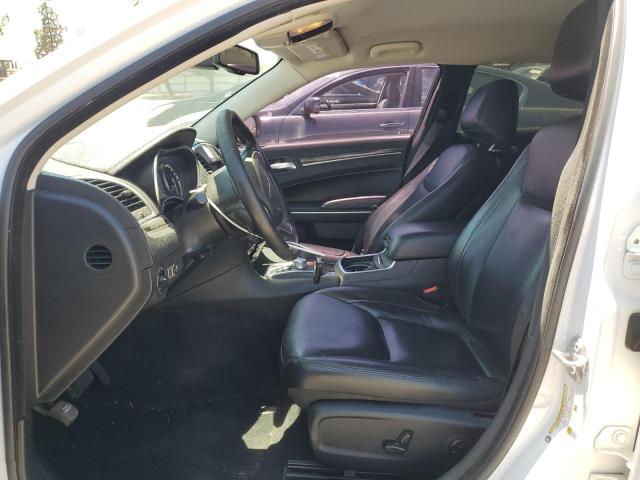  CHRYSLER 300 2019 White