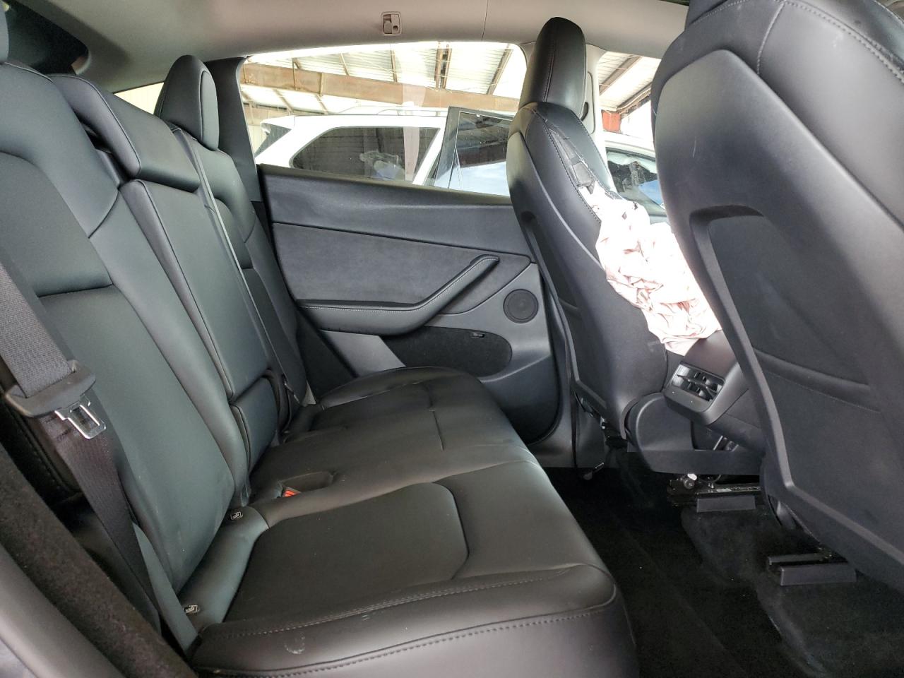 2023 Tesla Model Y VIN: 7SAYGDEF6PF939977 Lot: 63372845