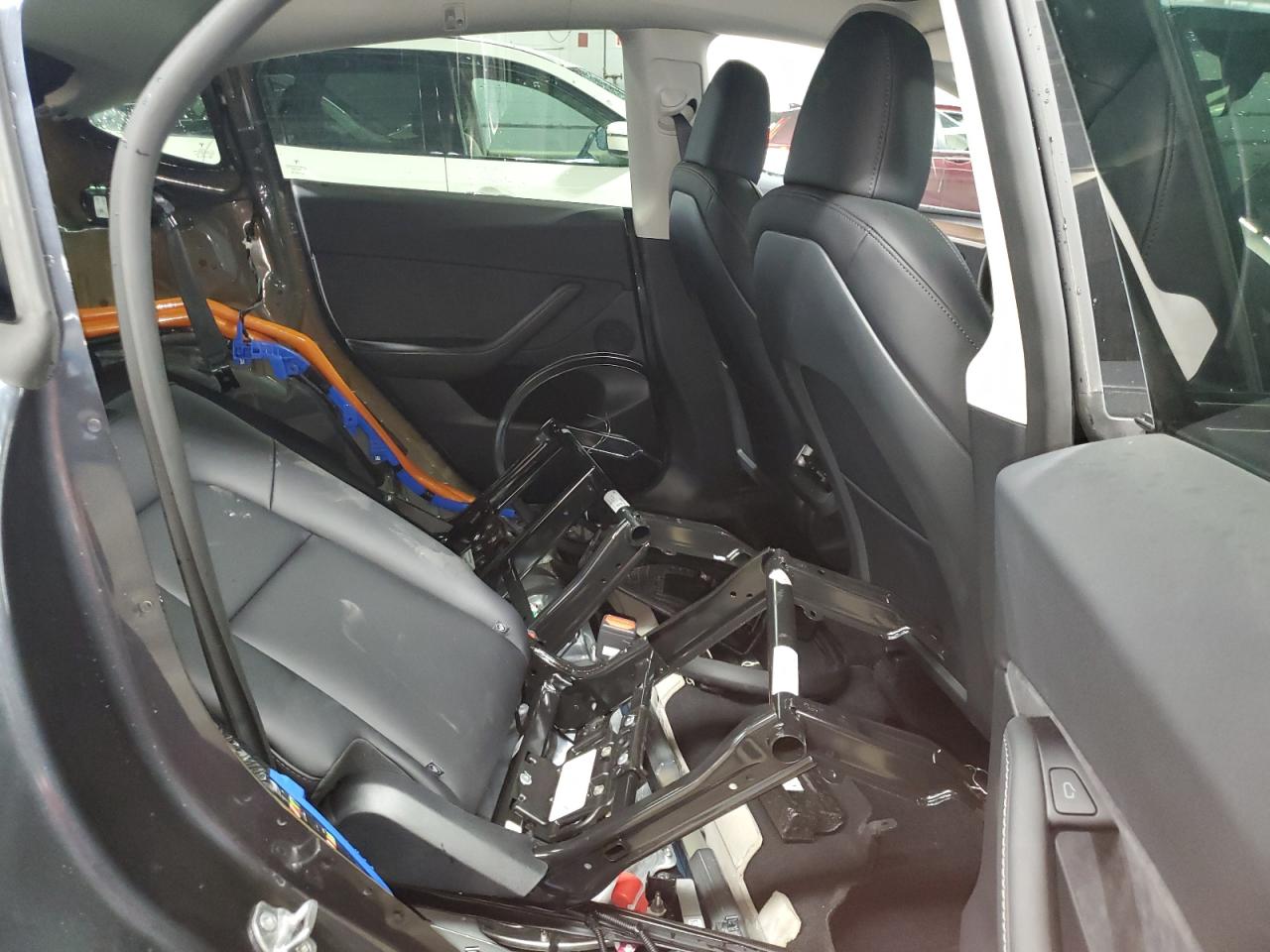 2025 Tesla Model Y VIN: 7SAYGDEE6SF287104 Lot: 67078875