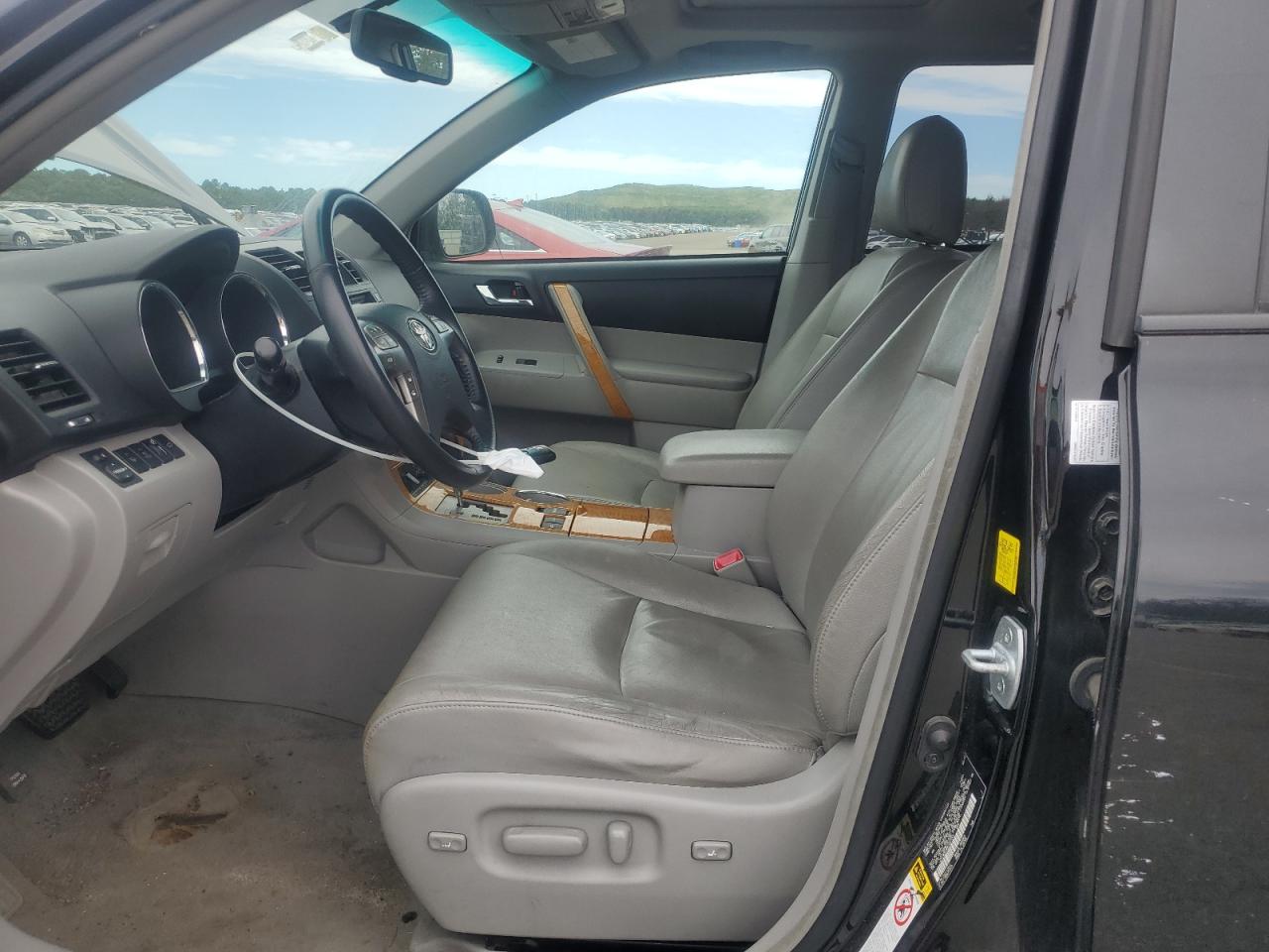 2010 Toyota Highlander Hybrid Limited VIN: JTEJW3EH8A2047295 Lot: 65133605