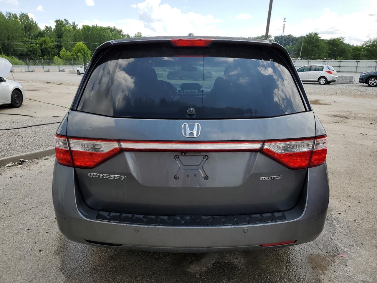 2011 Honda Odyssey Touring VIN: 5FNRL5H92BB061899 Lot: 63306395
