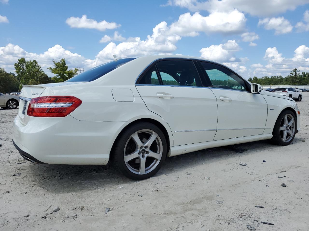 2012 Mercedes-Benz E 350 4Matic white sedan gas WDDHF8JB7CA632109 photo #4