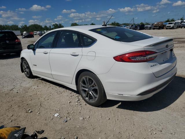  FORD FUSION 2017 Белы