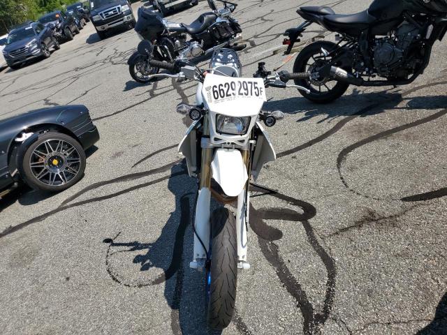2017 SUZUKI DR-Z400 SM  