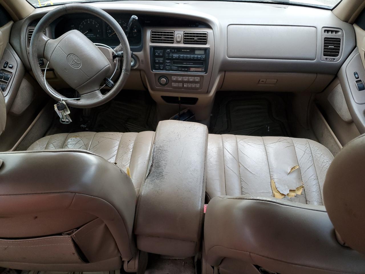 1996 Toyota Avalon Xl VIN: 4T1BF12B8TU070575 Lot: 62790435