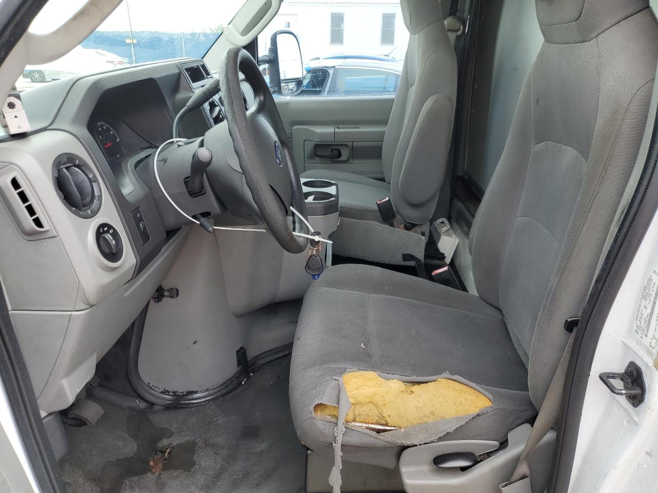 2016 Ford Econoline E350 Super Duty Cutaway Van VIN: 1FDWE3FL7GDC07692 Lot: 62718875