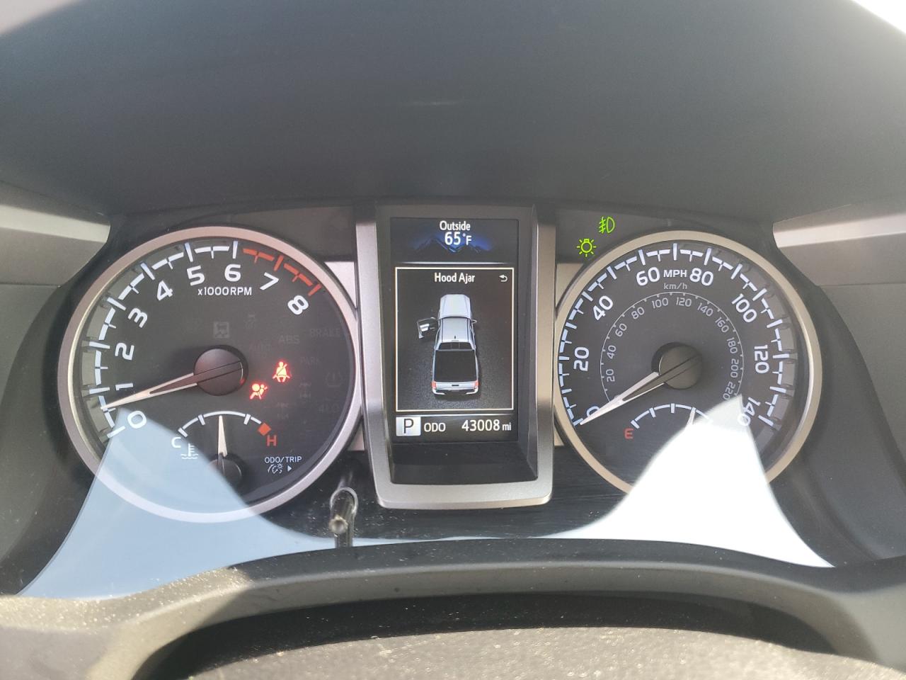 2023 Toyota Tacoma - Image 9