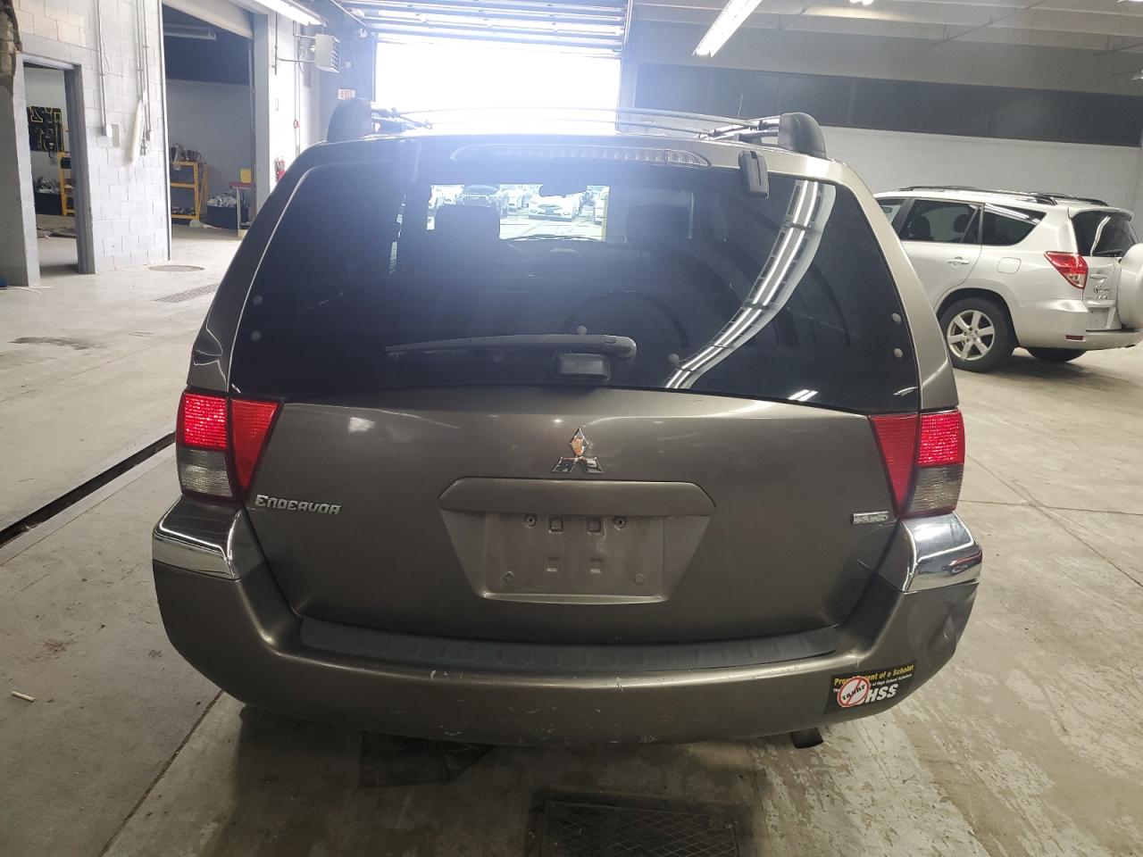 2005 Mitsubishi Endeavor Xls VIN: 4A4MM31S15E050139 Lot: 64266095