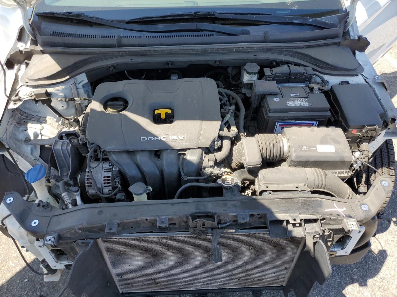 5NPD74LF7JH350671 2018 Hyundai Elantra Se