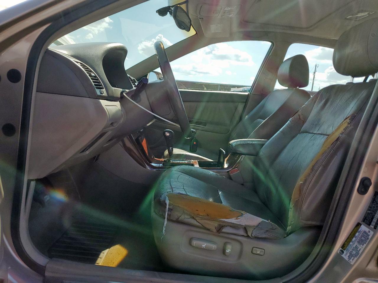 2005 Toyota Camry Le VIN: 4T1BE32K55U968777 Lot: 64101515