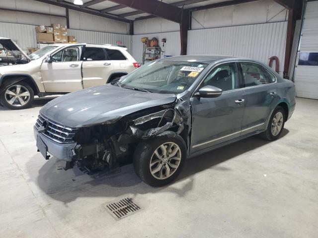 2017 Volkswagen Passat S  