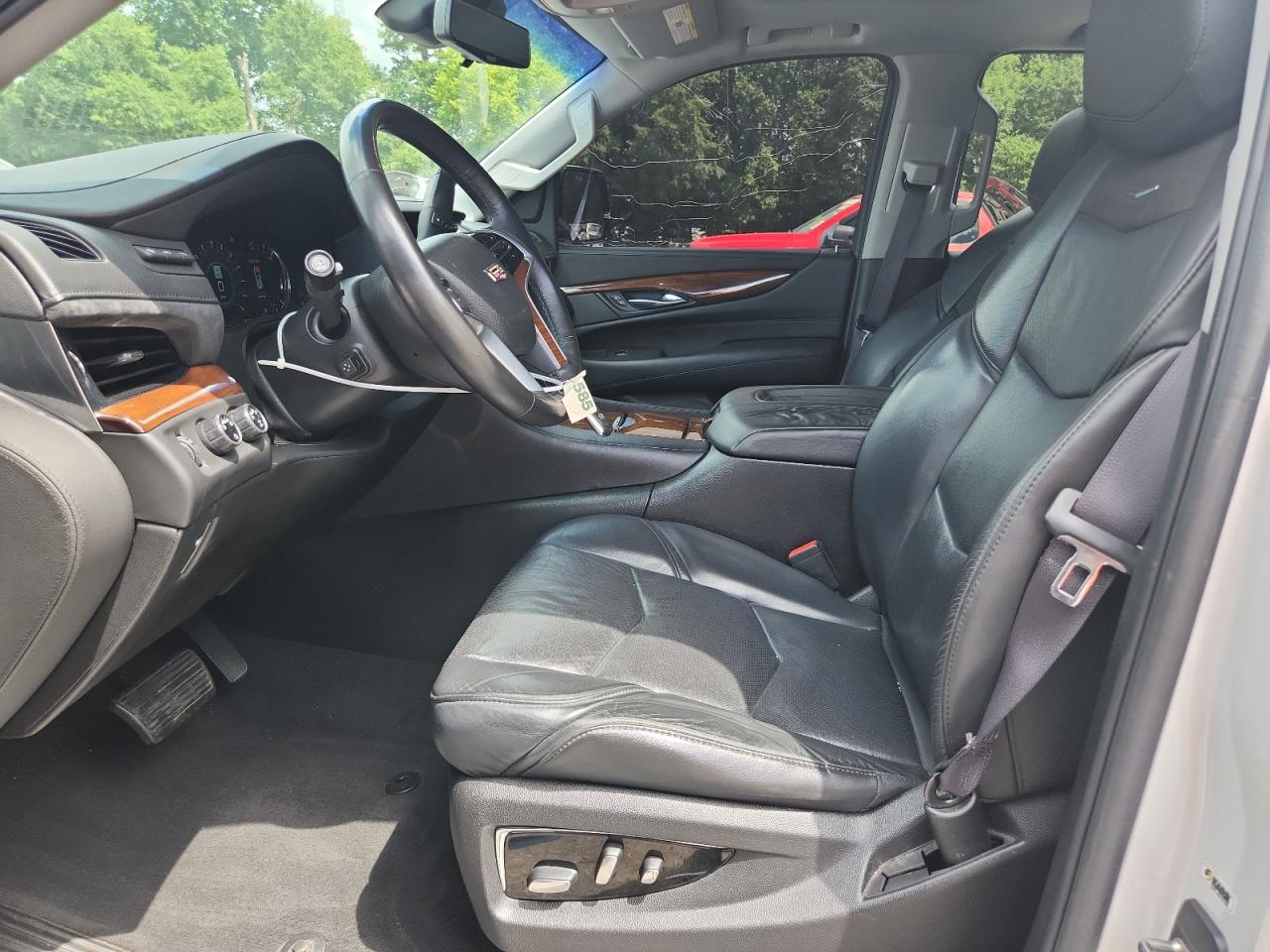 2017 Cadillac Escalade Premium Luxury VIN: 1GYS4CKJ3HR212994 Lot: 65971605