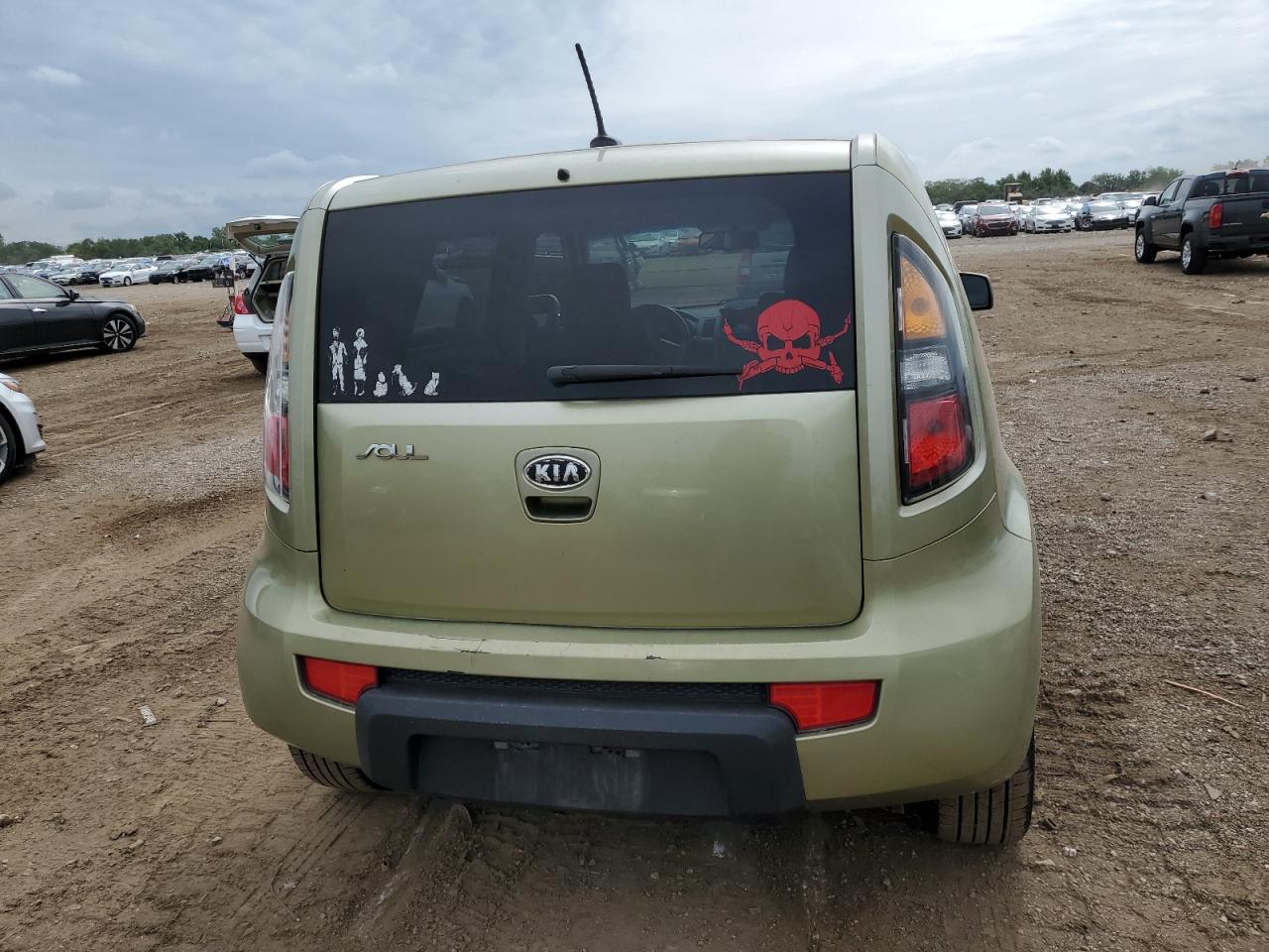 2010 Kia Soul + VIN: KNDJT2A25A7077009 Lot: 66126475