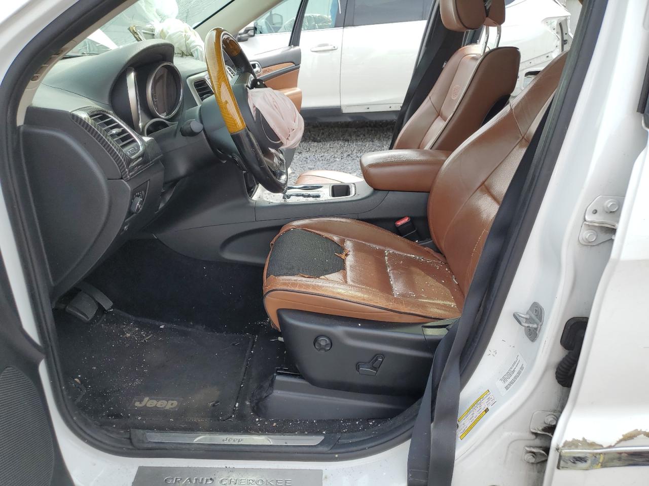 2013 Jeep Grand Cherokee Overland VIN: 1C4RJECT0DC588669 Lot: 62114365