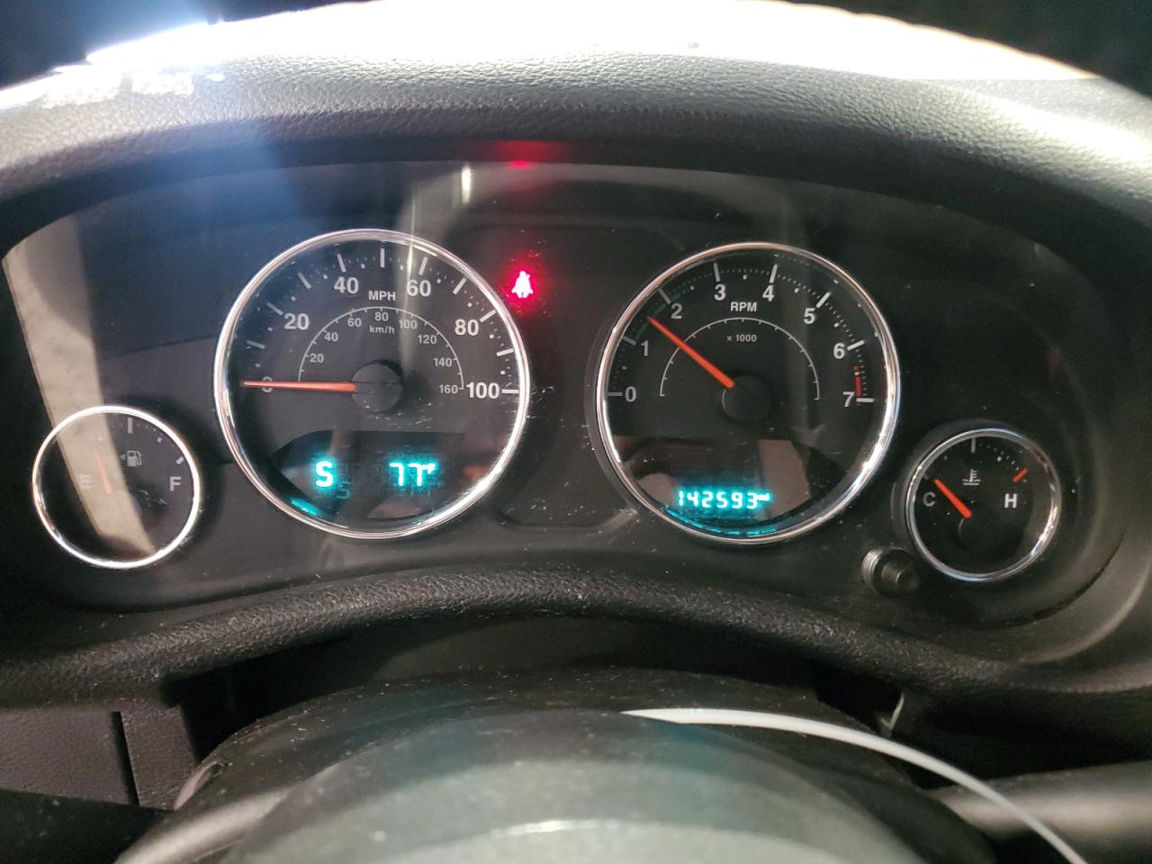 2016 Jeep Wrangler Sport VIN: 1C4AJWAG4GL276027 Lot: 64430155