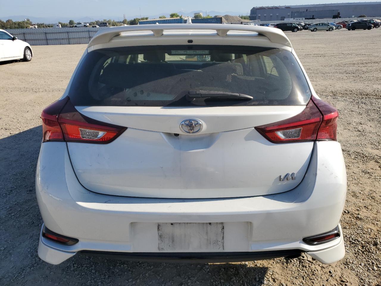 jtnkarje4hj546399 JTNKARJE4HJ546399 2017 Toyota Corolla Im