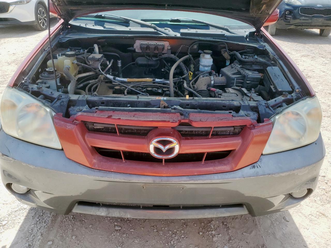 2005 Mazda Tribute I VIN: 4F2YZ02Z85KM44775 Lot: 64525185