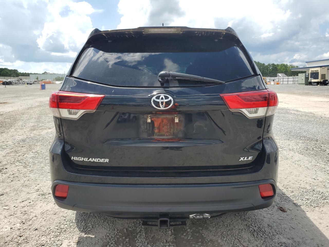 2019 Toyota Highlander Se VIN: 5TDKZRFH7KS552689 Lot: 64062915