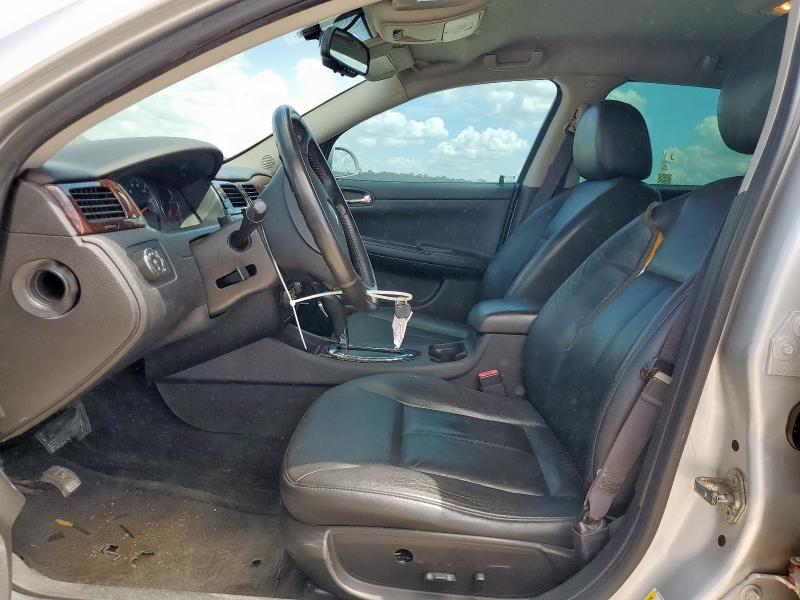  CHEVROLET IMPALA 2013 Srebrny