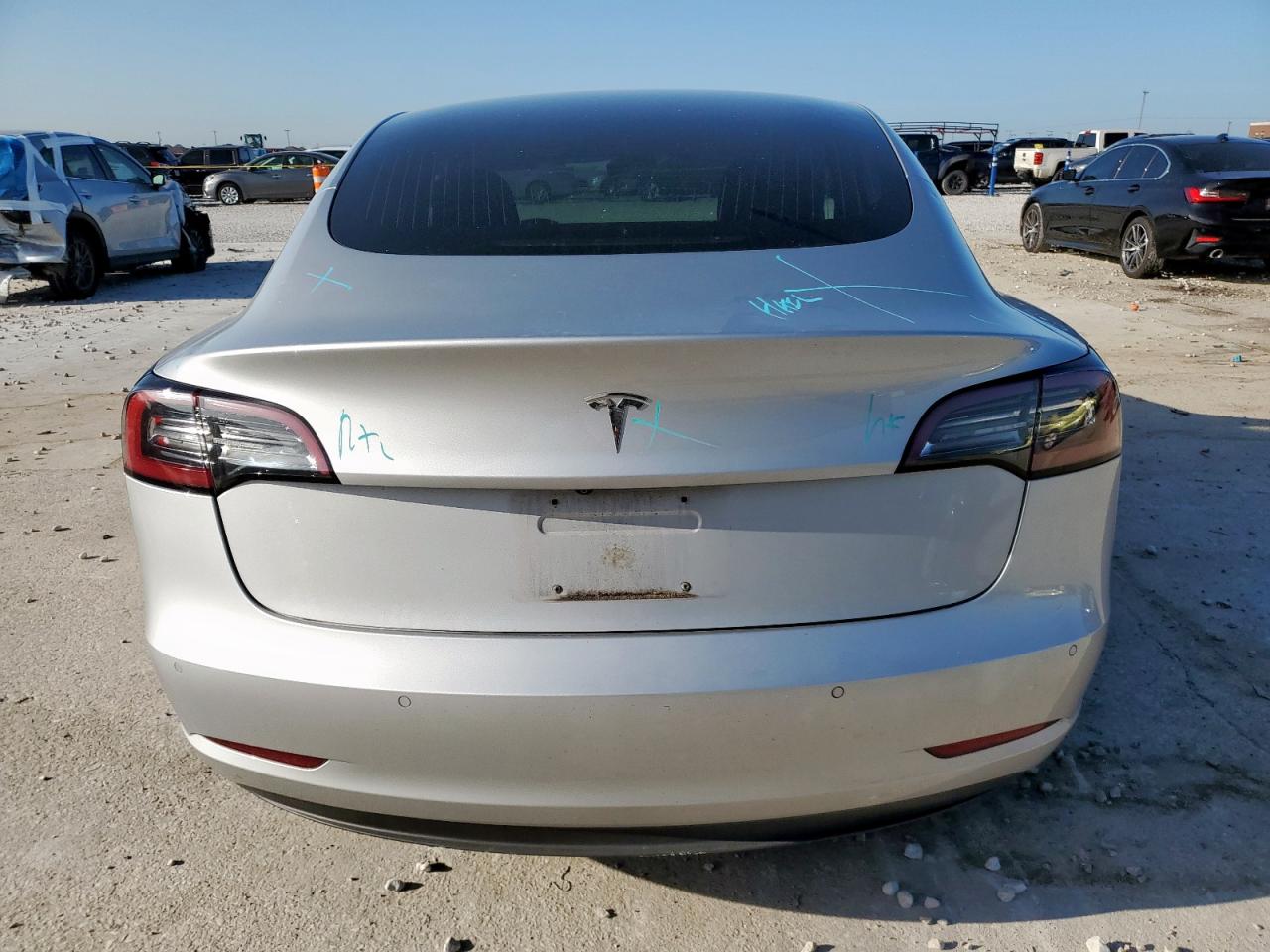 2018 Tesla Model 3 VIN: 5YJ3E1EA5JF060722 Lot: 63523245